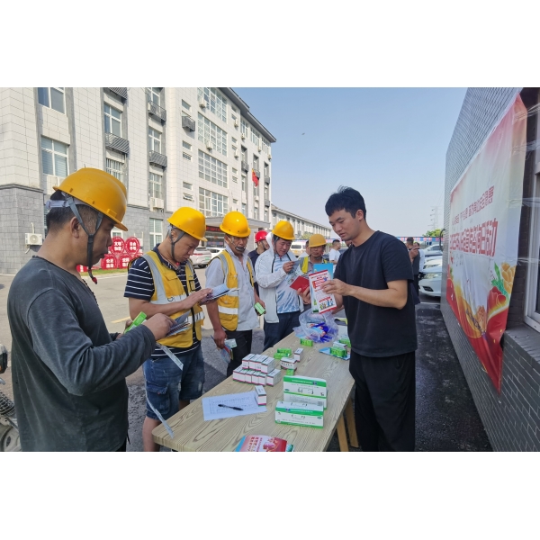 江苏海建通仁分公司组织开展安全月咨询日活动