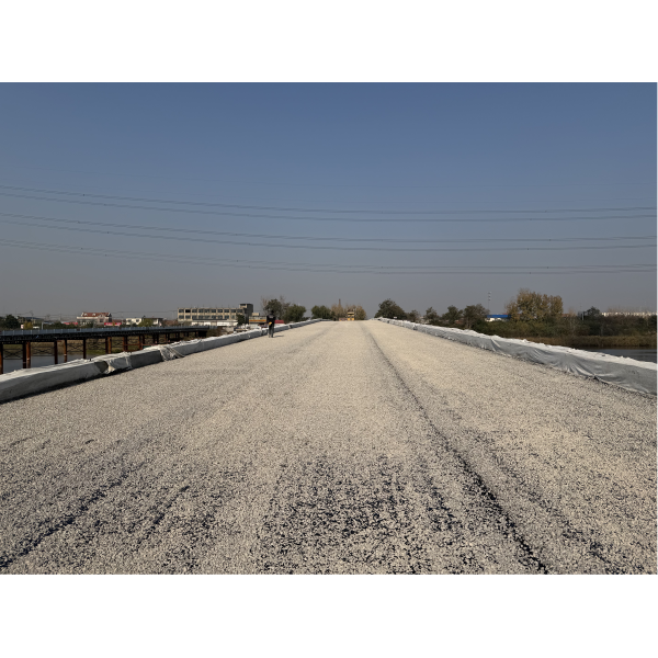 洪门大桥拆除新建工程沥青粘结防水层施工圆满完成