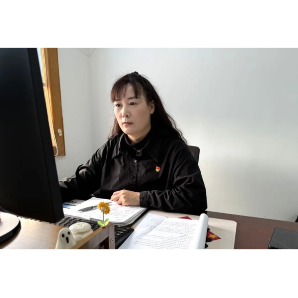 寻找最美的她|仲梅：廿五载匠心筑梦 绽芳华实干担当